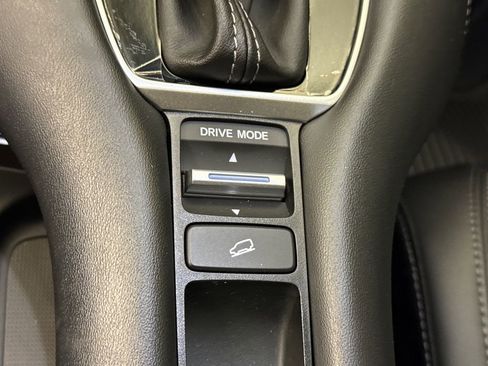 New 2026 Honda HR-V EX-L image 29