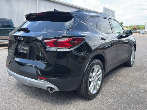 Used 2019 Chevrolet Blazer LT w/ Sun and Wheels Package FWD image 3