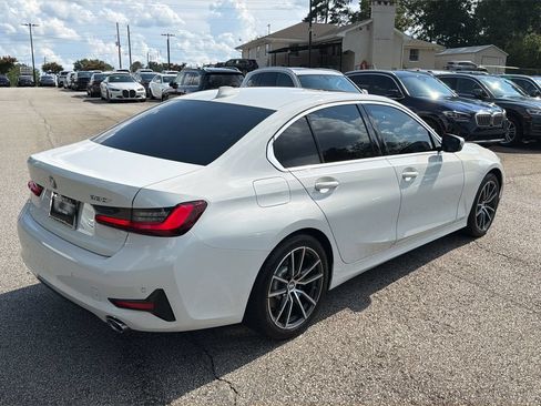 Used 2022 BMW 330i Sedan w/ Driving Assistance Package RWD image 7