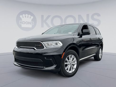 Used 2024 Dodge Durango SXT image 1
