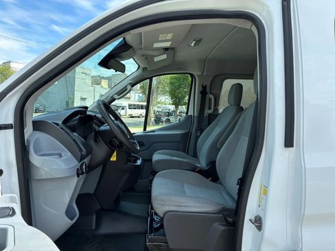 Used 2015 Ford Transit 350 XLT RWD image 10