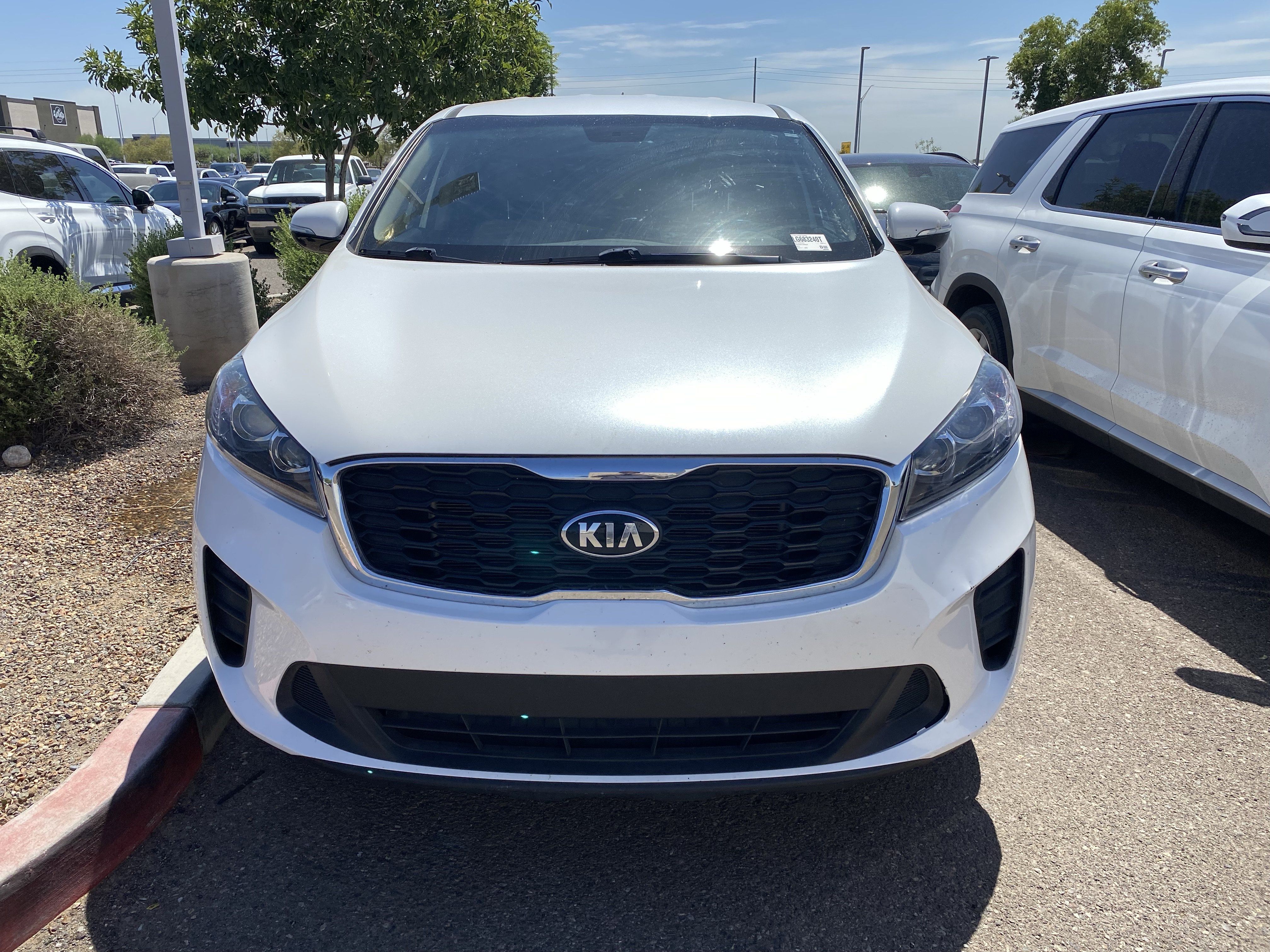 Used 2020 Kia Sorento LX FWD image 6