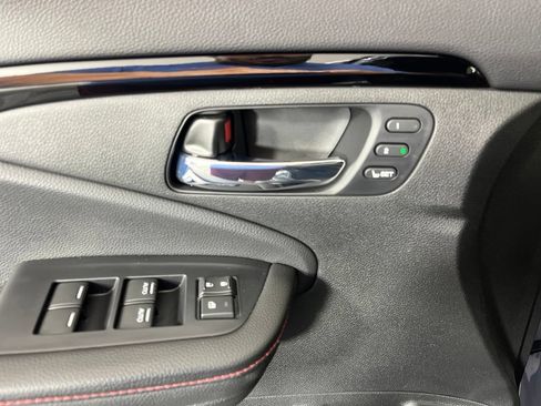 Certified 2025 Honda Ridgeline Black Edition image 24