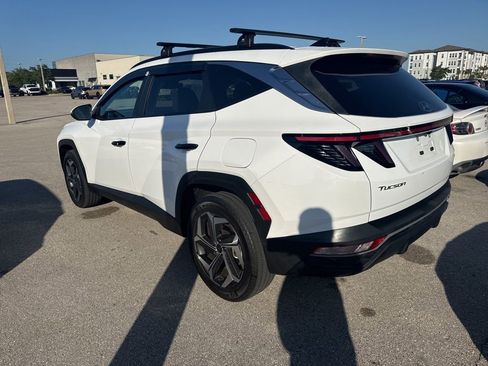 Used 2023 Hyundai Tucson SEL w/ Convenience Package AWD/4WD image 5