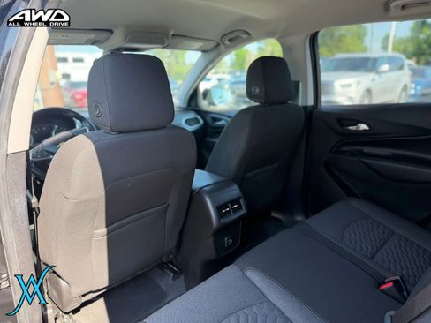 Used 2019 Chevrolet Equinox LT AWD/4WD image 16