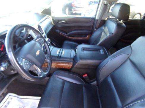 Used 2015 Chevrolet Suburban LTZ image 64