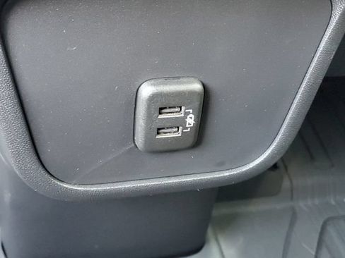 Certified 2024 GMC Terrain SLE w/ Driver Convenience Package FWD image 10