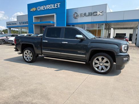 Used 2018 GMC Sierra 1500 Denali w/ Denali Ultimate Package AWD/4WD image 5