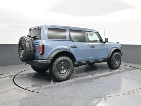 New 2025 Ford Bronco Badlands image 8