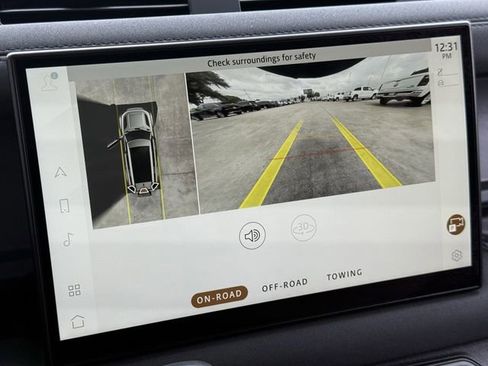 Used 2023 Land Rover Defender 130 X-Dynamic SE image 20