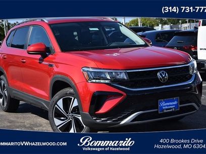 Certified 2024 Volkswagen Taos SE w/ Panoramic Sunroof Package