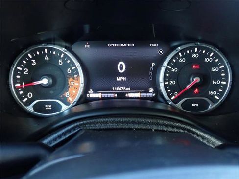 Used 2016 Jeep Renegade Trailhawk w/ Premium Trailhawk Package AWD/4WD image 26