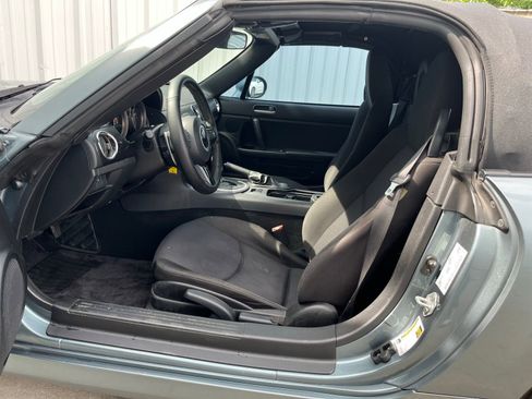 Used 2013 MAZDA MX-5 Miata Sport RWD image 10