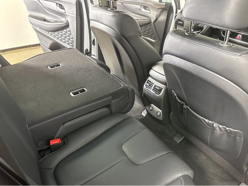 Used 2023 Hyundai Santa Fe SEL Premium image 35