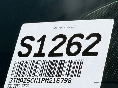 Used 2023 Toyota Tacoma TRD Sport image 32