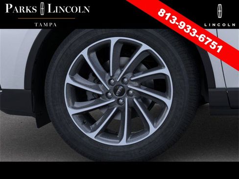 New 2026 Lincoln Corsair Premiere image 19