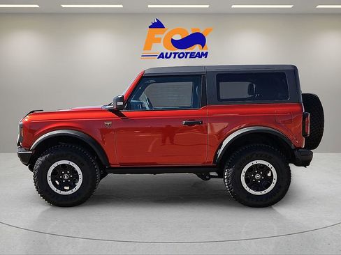 Used 2023 Ford Bronco Badlands w/ Sasquatch Package AWD/4WD image 2