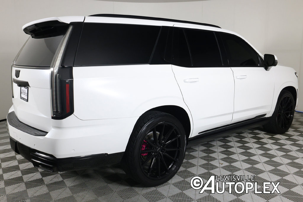 Used 2025 Cadillac Escalade Sport w/ Touring Package AWD/4WD image 5