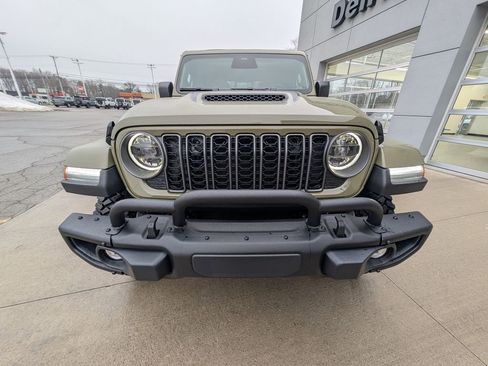 New 2026 Jeep Gladiator Sport AWD/4WD image 11