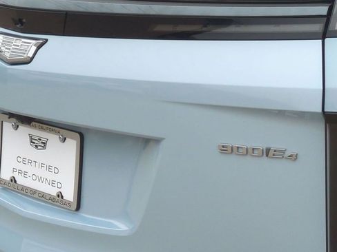 Certified 2026 Cadillac Vistiq Premium Luxury AWD/4WD image 23