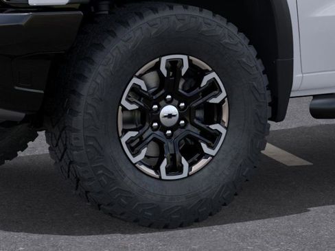 New 2025 Chevrolet Silverado 1500 ZR2 w/ Technology Package image 9