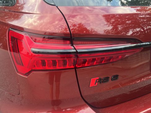 Used 2025 Audi RS 6 performance AWD/4WD image 12