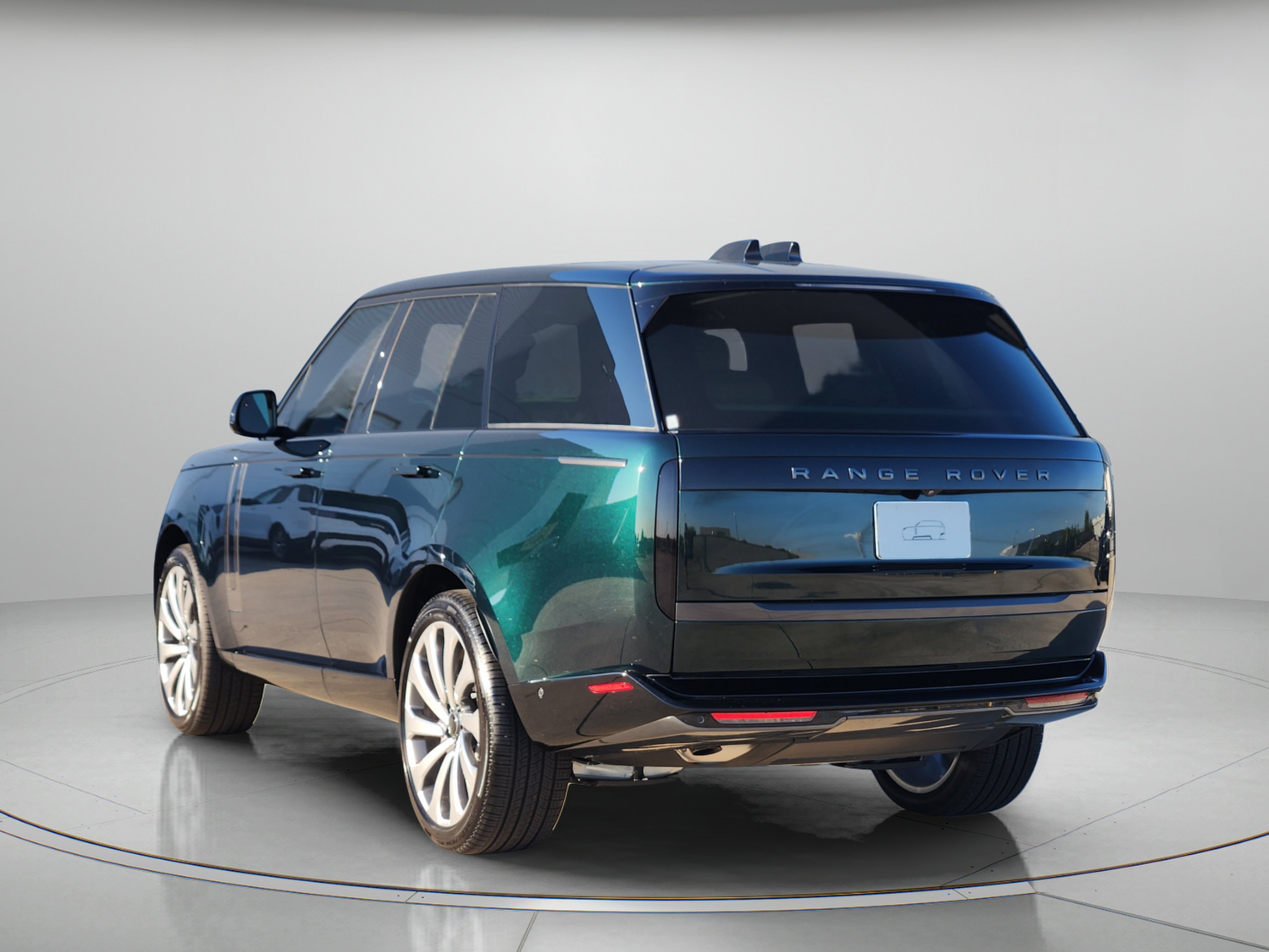 New 2026 Land Rover Range Rover SE AWD/4WD image 3
