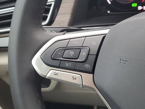 New 2026 Volkswagen Atlas SEL Premium R-Line AWD/4WD image 16