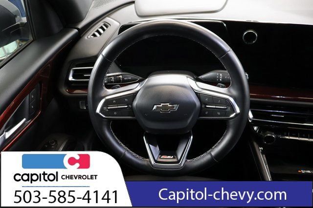 Used 2025 Chevrolet Traverse Z71 AWD/4WD image 15