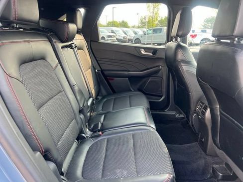 Used 2024 Ford Escape ST-Line w/ Tech Pack #1 AWD/4WD image 13