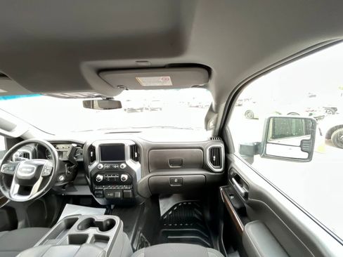 Used 2022 GMC Sierra 2500 SLE image 33