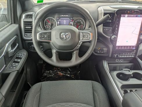 New 2026 RAM 2500 Big Horn AWD/4WD image 14