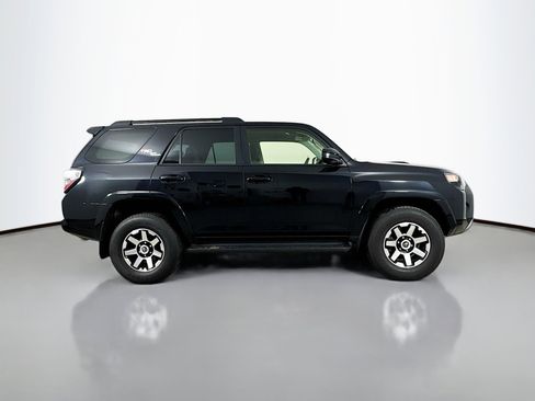 Certified 2024 Toyota 4Runner TRD Off-Road AWD/4WD image 8