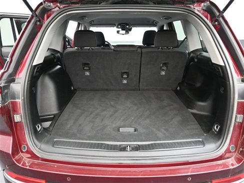 Used 2023 Jeep Grand Cherokee Laredo image 19