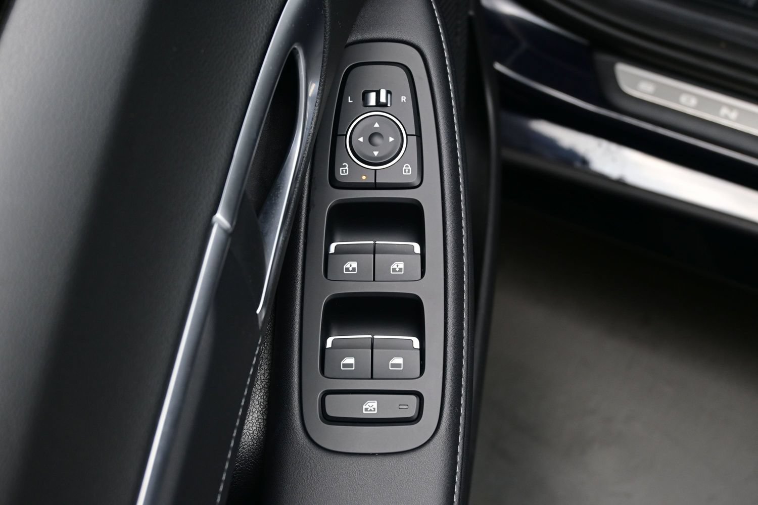 Certified 2026 Hyundai Sonata Limited FWD image 10