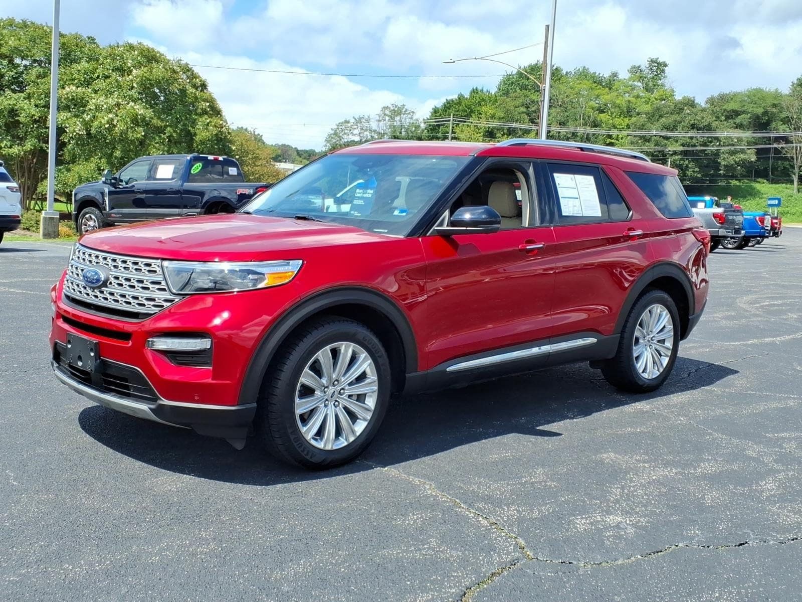 Certified 2021 Ford Explorer Limited w/ Equipment Group 301A AWD/4WD image 4