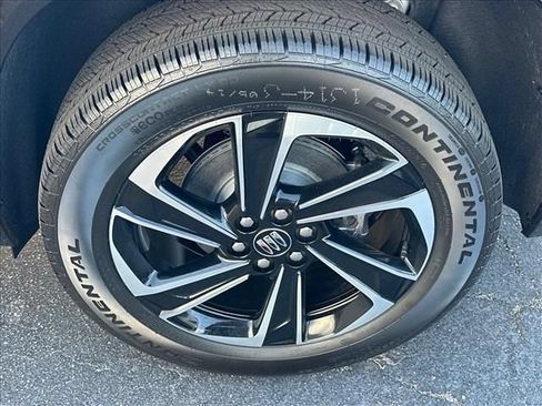 New 2026 Buick Enclave Sport Touring w/ Power Package FWD image 17