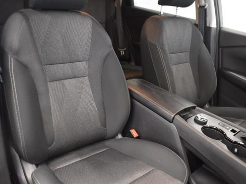 Used 2025 Nissan Rogue SV AWD/4WD image 6