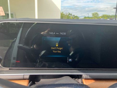 Used 2021 Mercedes-Benz GLE 450 4MATIC image 23