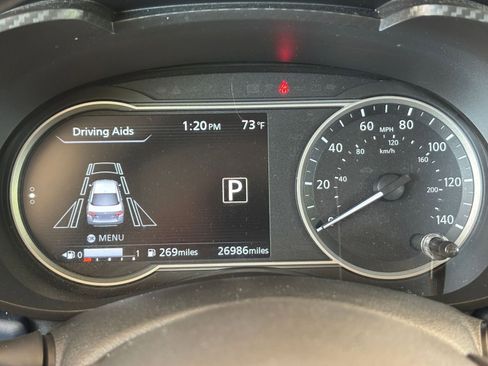Used 2025 Nissan Versa SV FWD image 38