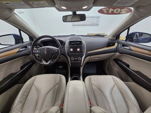 Used 2017 Lincoln MKC Select w/ Select Plus Package FWD image 16