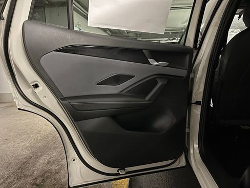 New 2026 Volkswagen Tiguan SE R-Line FWD image 22