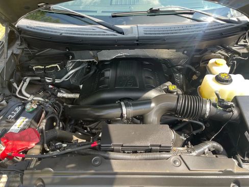 Used 2013 Ford F150 XLT w/ Luxury Equipment Group image 18