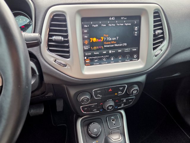 Certified 2021 Jeep Compass Latitude w/ Sun and Sound Group AWD/4WD image 24