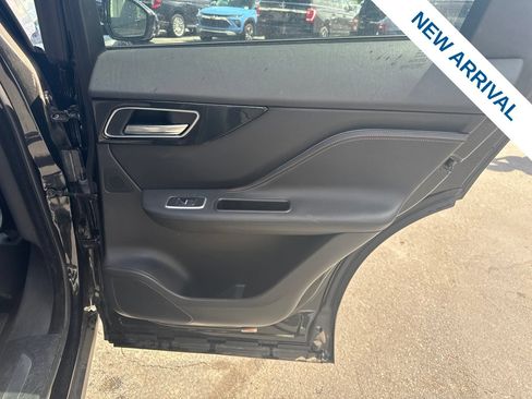 Used 2019 Jaguar F-PACE Prestige AWD/4WD image 12