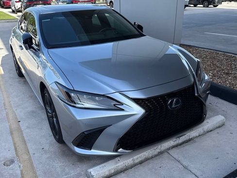 Used 2024 Lexus ES 300h F Sport w/ Accessory Package (Z2) FWD image 1