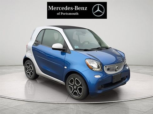 Used 2019 smart fortwo electric drive image 2