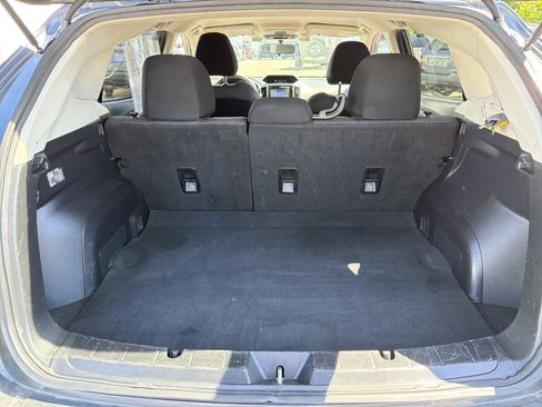 Used 2021 Subaru Crosstrek 2.0i AWD/4WD image 4