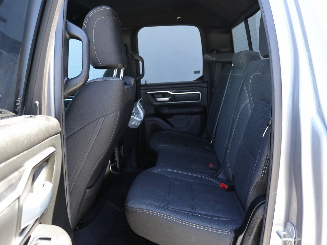 Used 2022 RAM 1500 Big Horn AWD/4WD image 10