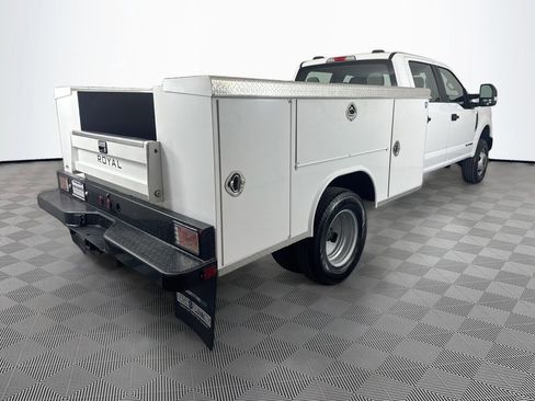 Used 2022 Ford F350 XL w/ Power Equipment Group AWD/4WD image 7